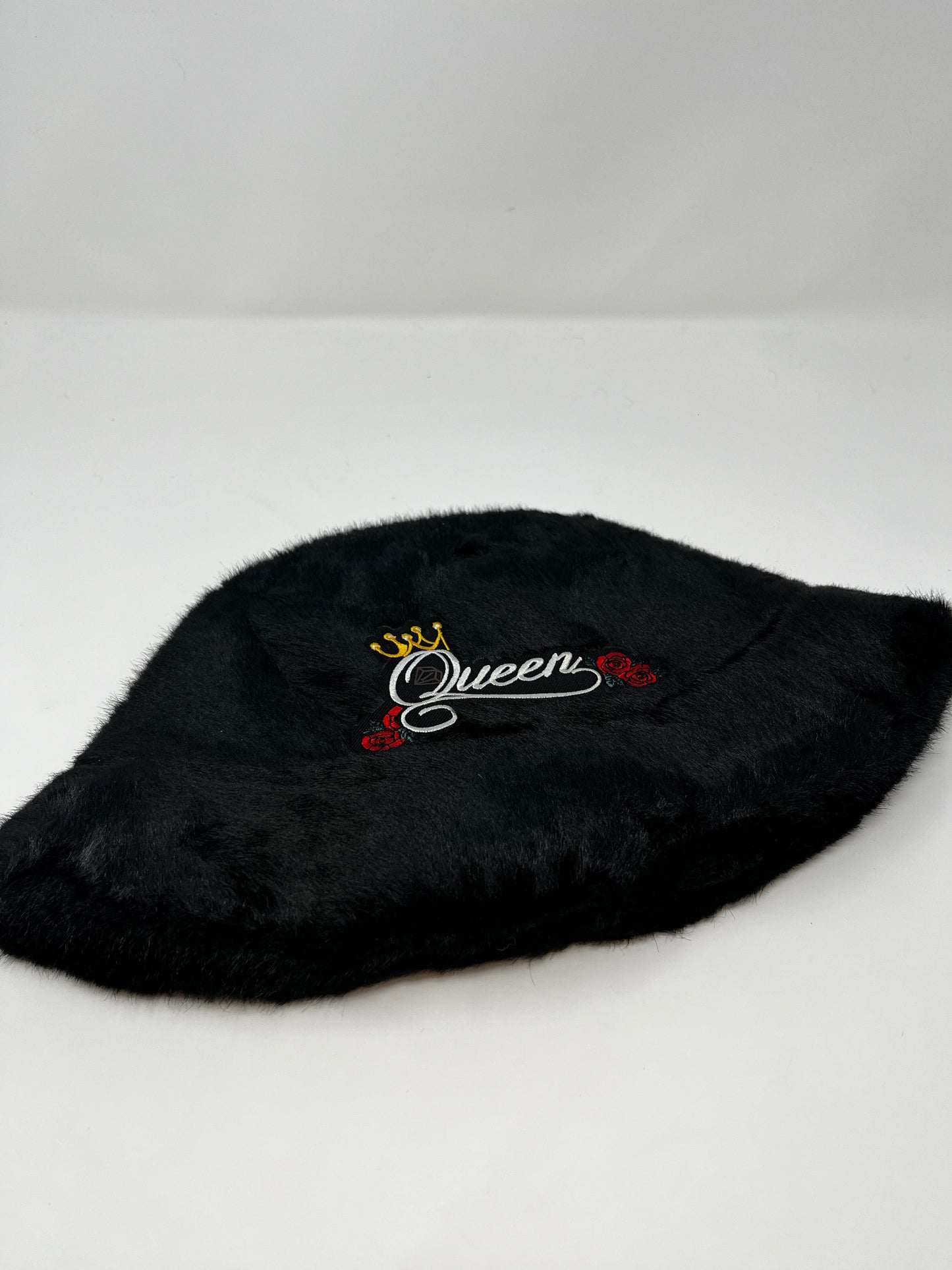 “All That” fur bucket