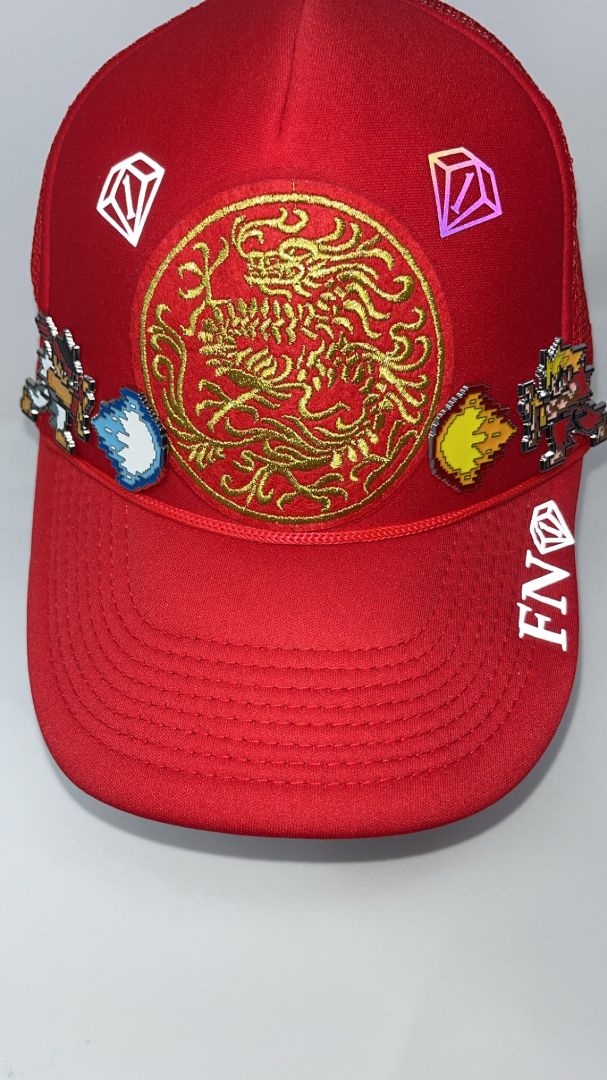 Ryu vs Ken dragon style trucker hat (red)