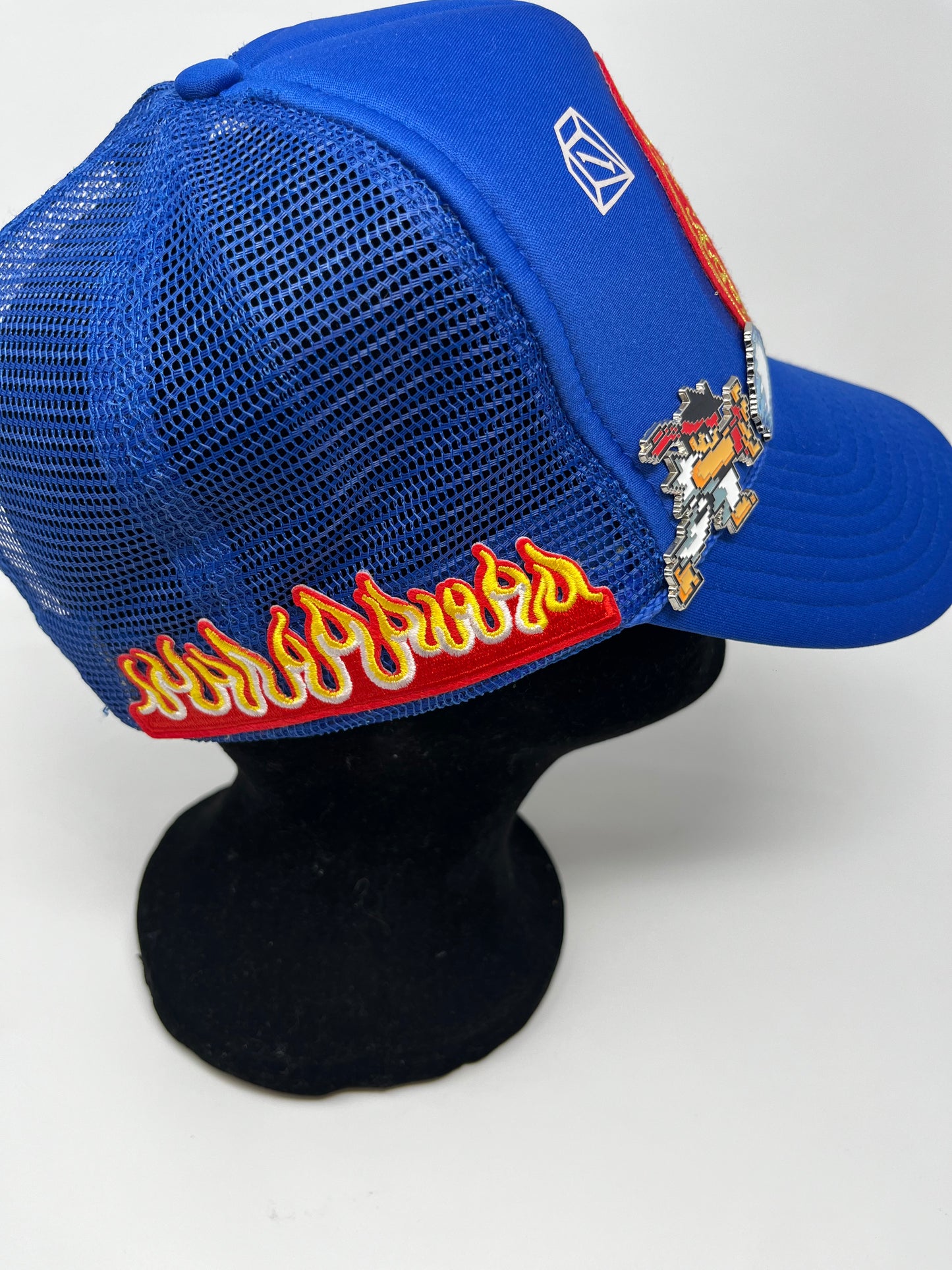 Ryu vs Ken dragon style trucker hat (blue)