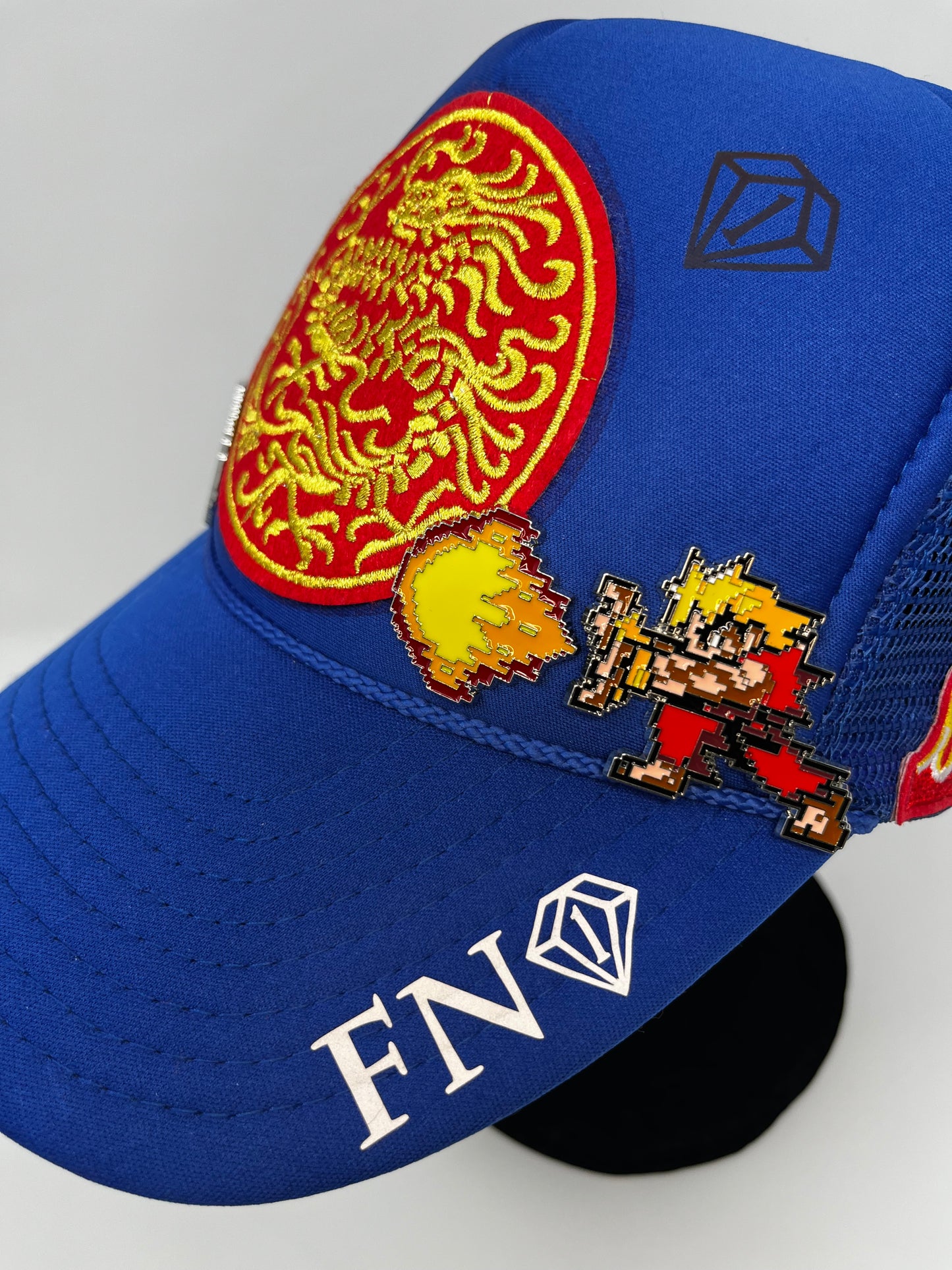Ryu vs Ken dragon style trucker hat (blue)