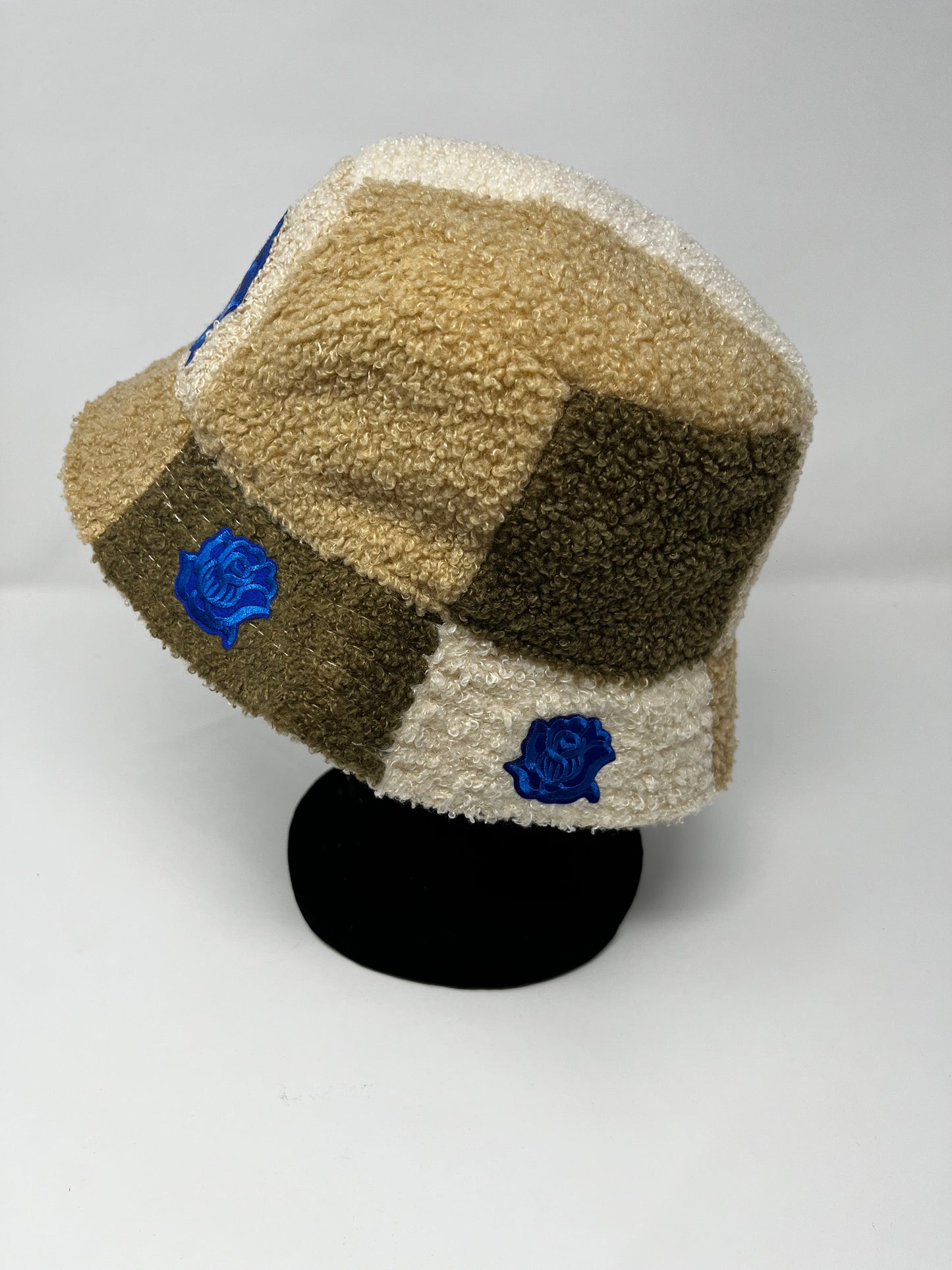 Shades of brown Rose Fur bucket