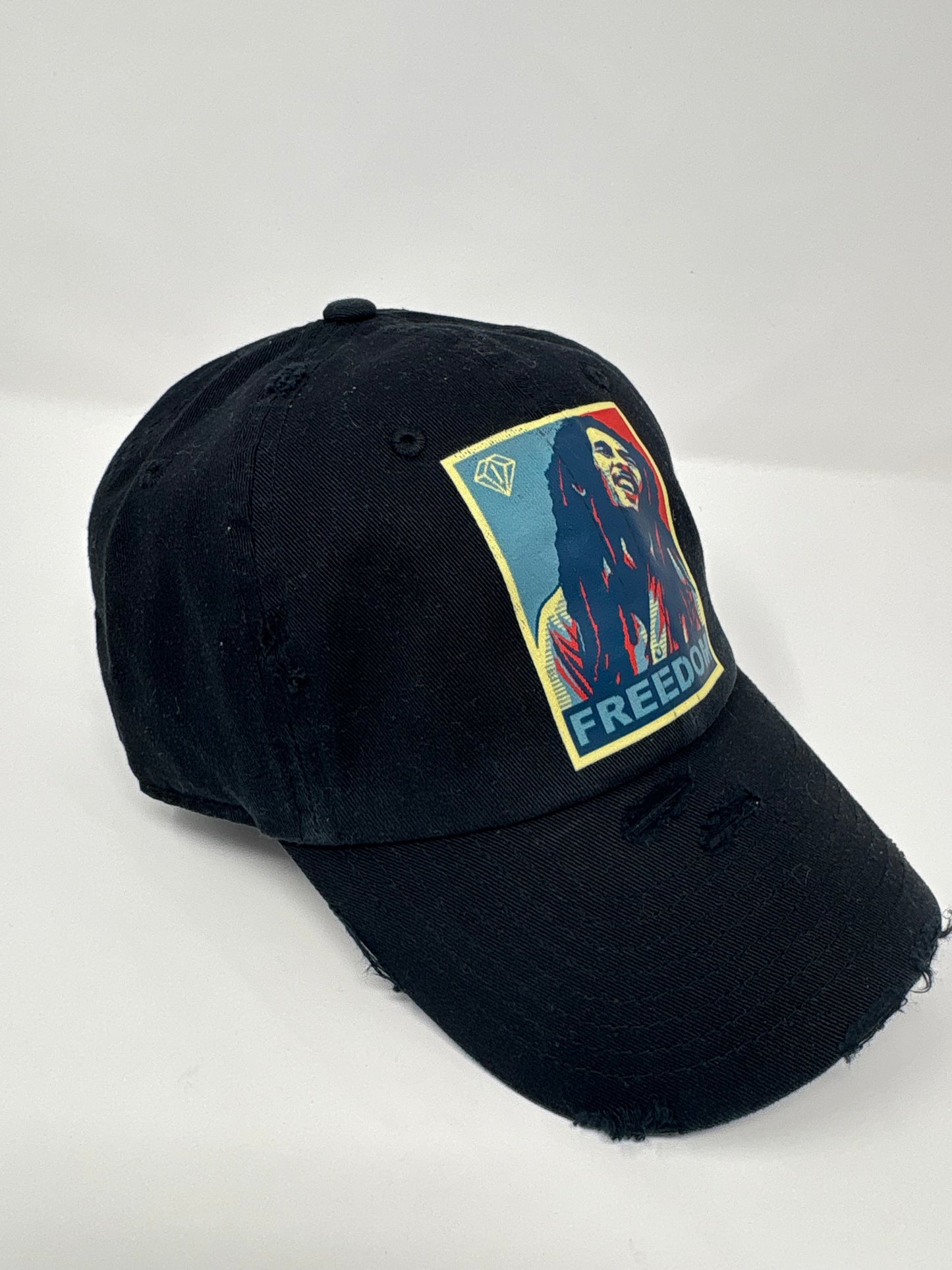 “Free & Fearless” distressed dad hat (BLK)