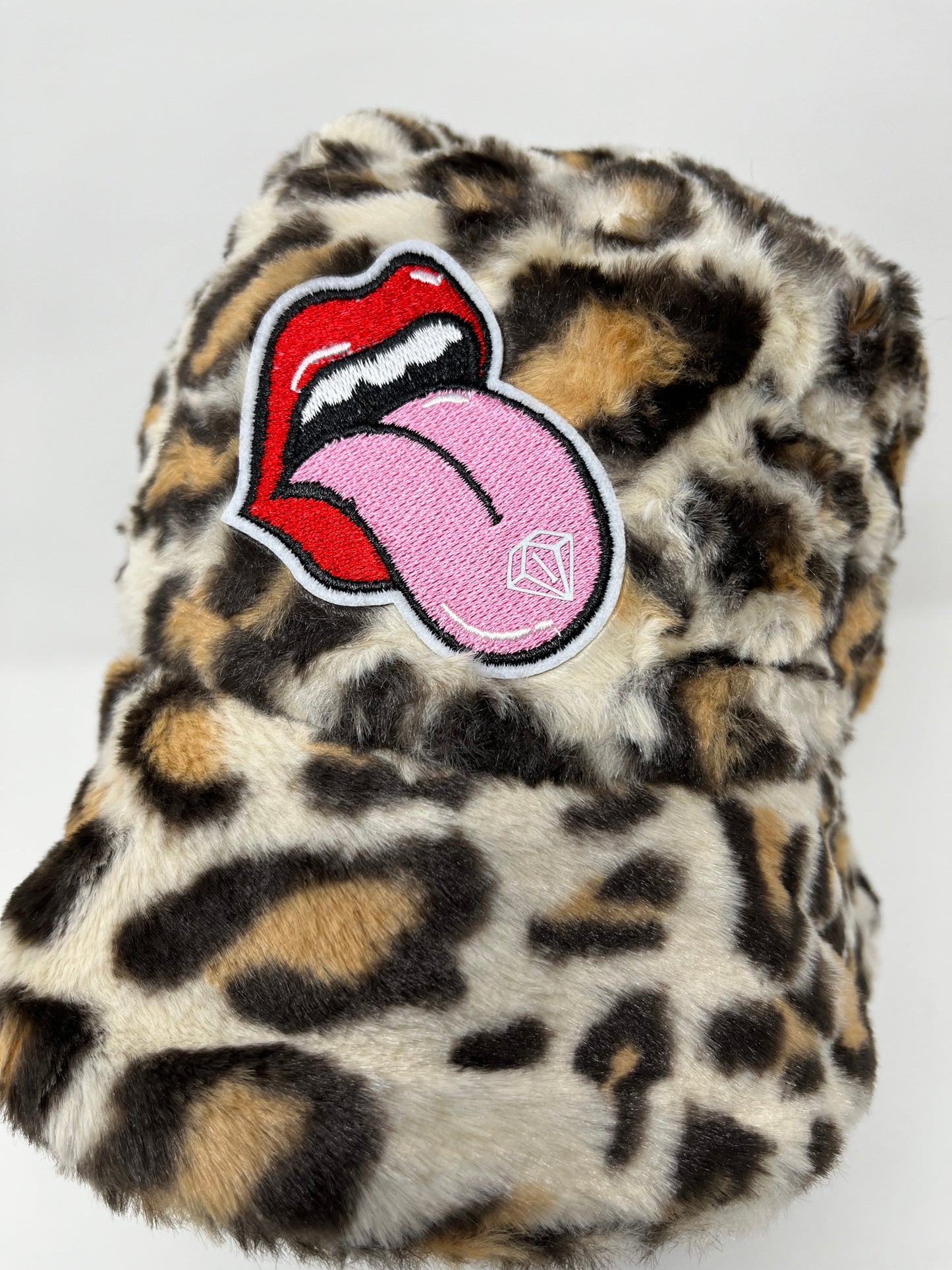 Fearless lick leopard fur bucket