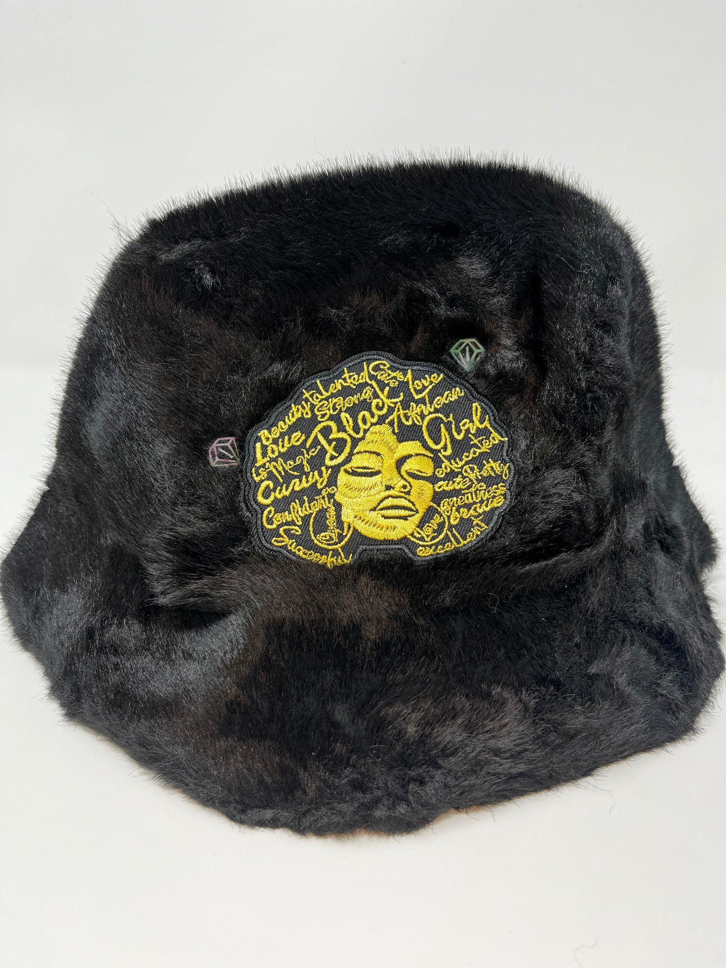 “All That” fur bucket