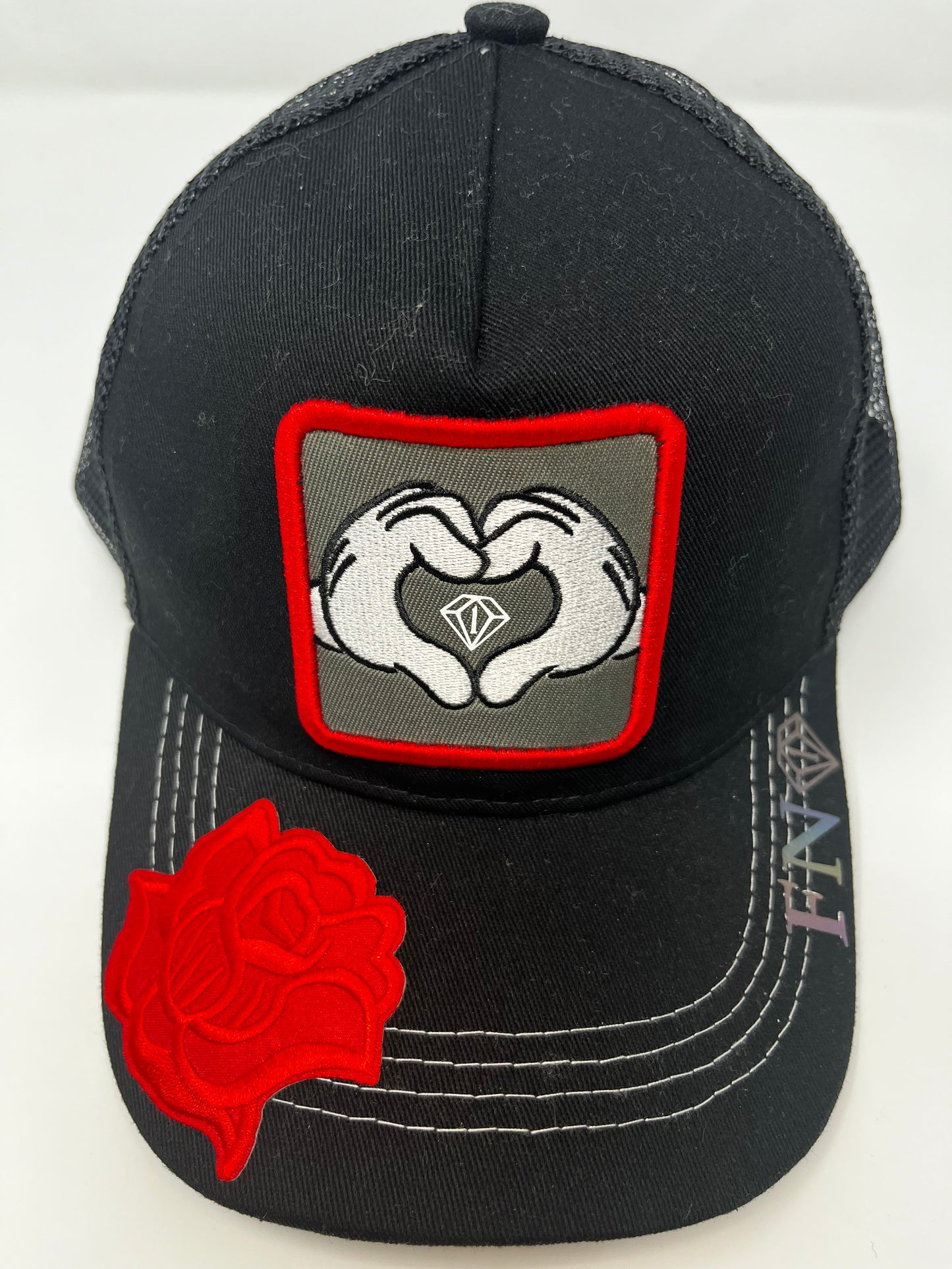 Hearts n diamonds cartoon hands trucker hat