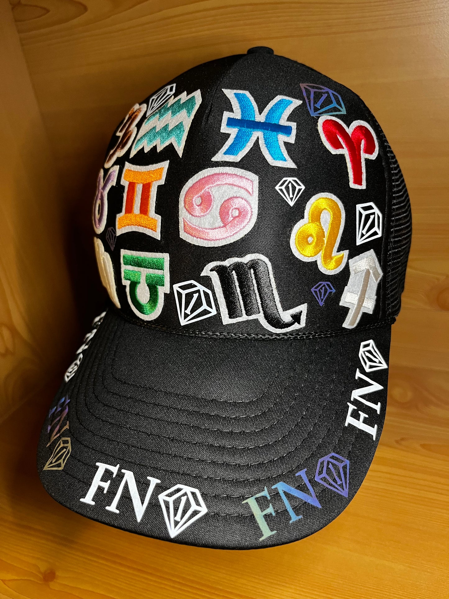 Sign of the fearless SnapBack