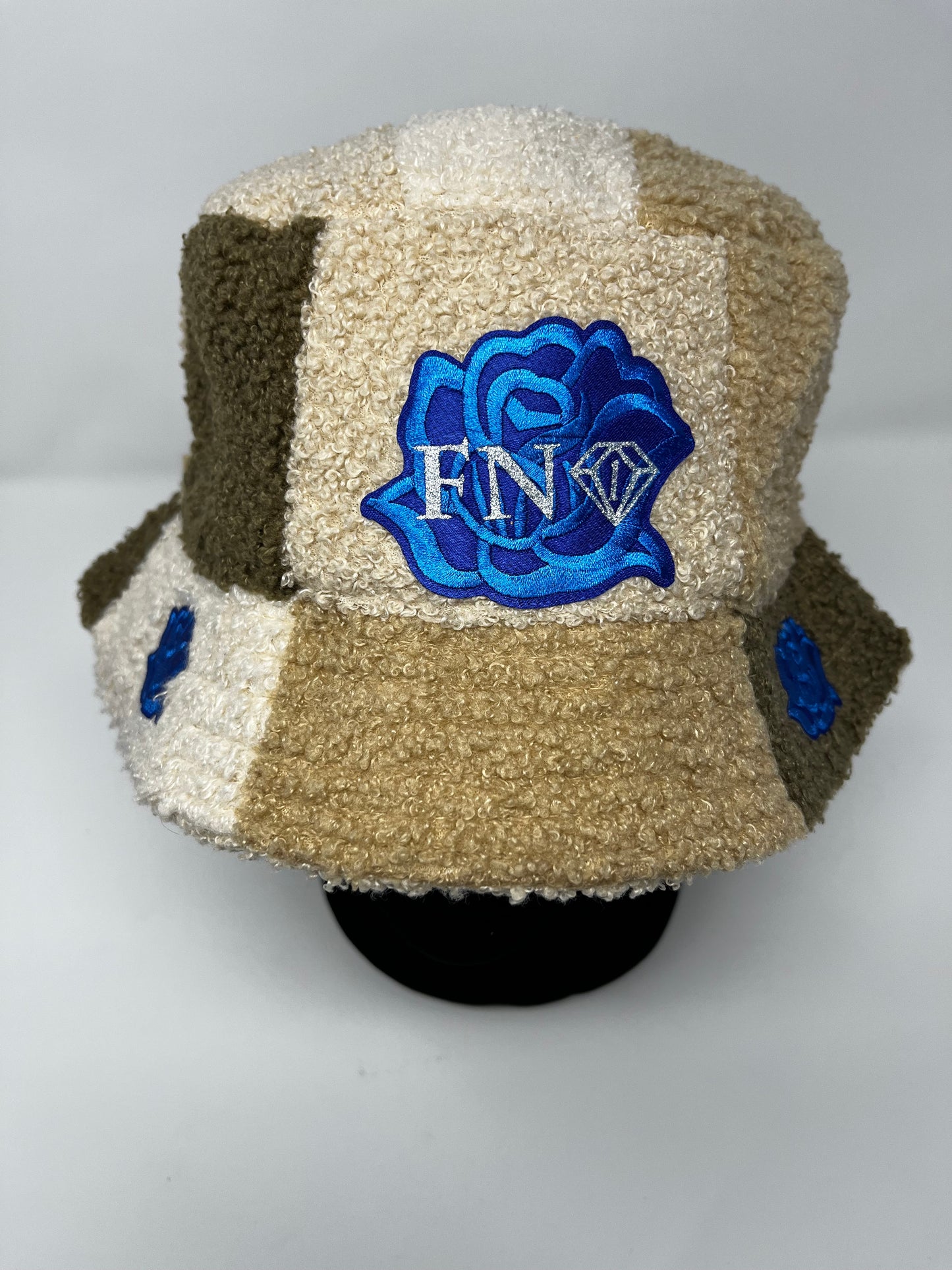 Shades of brown Rose Fur bucket