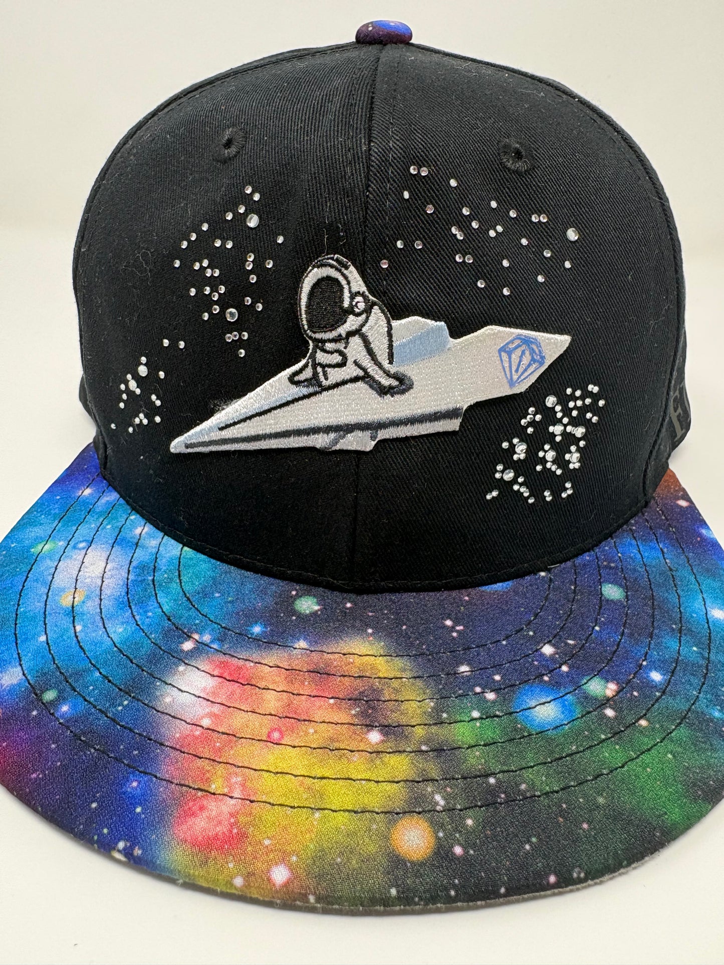 Paper Traveler – Galaxy SnapBack (Limited Edition)
