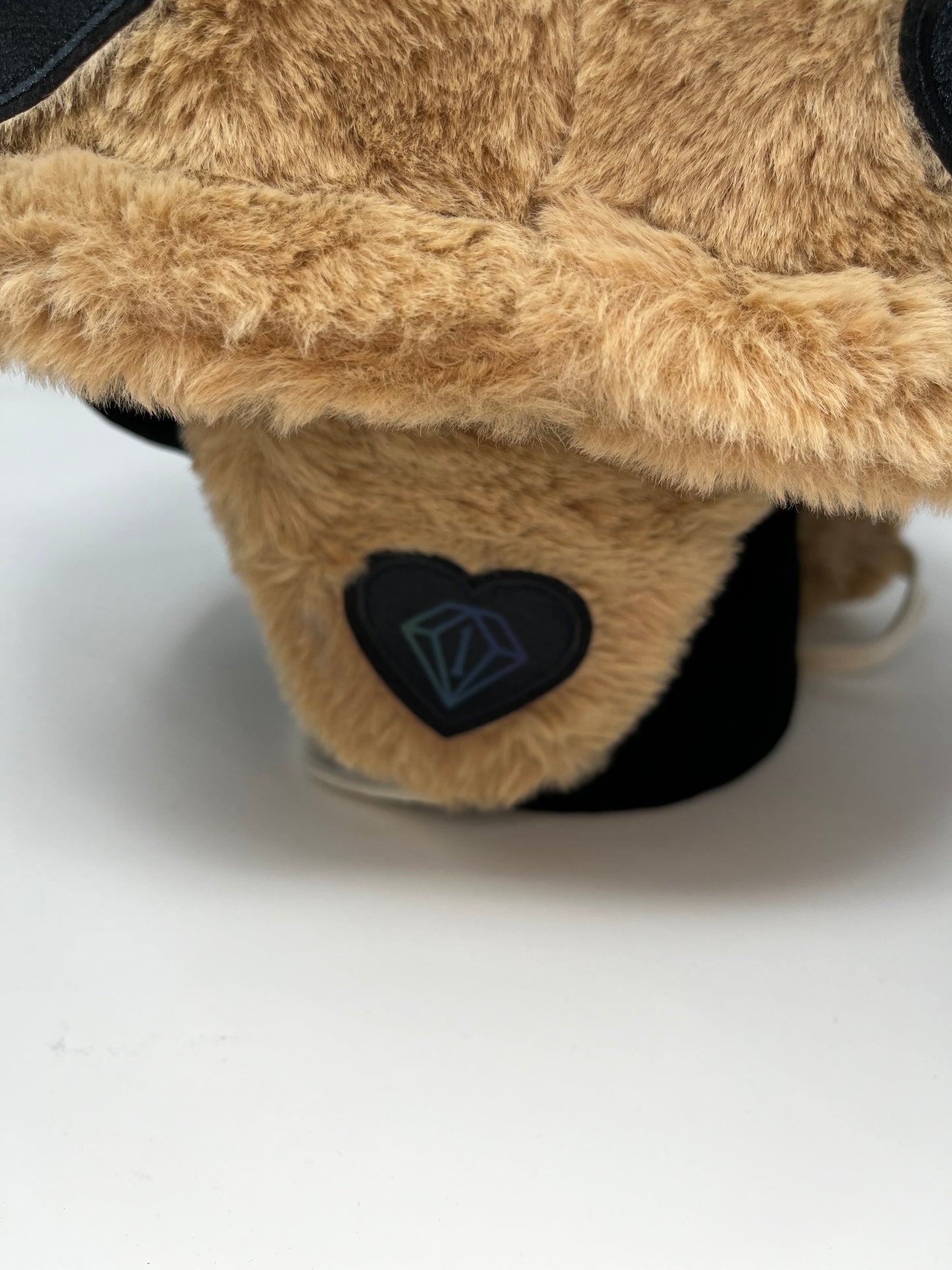 We got us Teddy fur bucket / W removable ear warmers