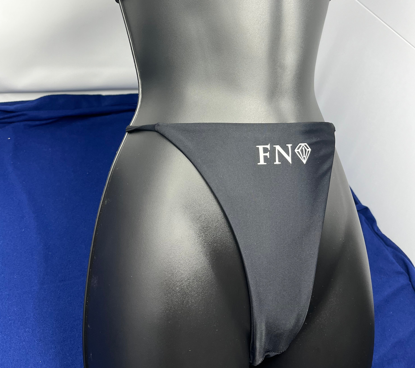 Eat good, drink water & M.Y.B Bottom ( black )