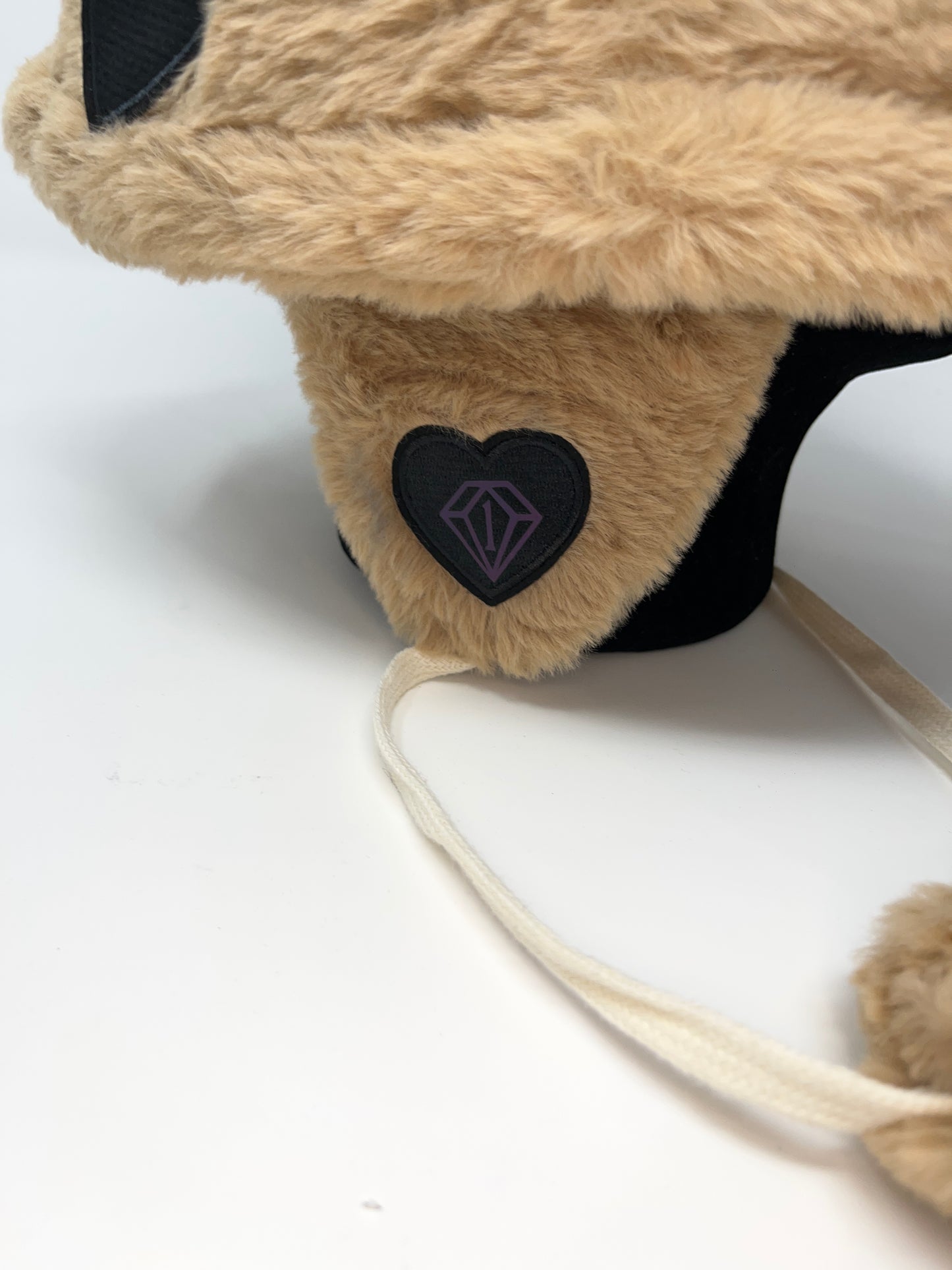 We got us Teddy fur bucket / W removable ear warmers