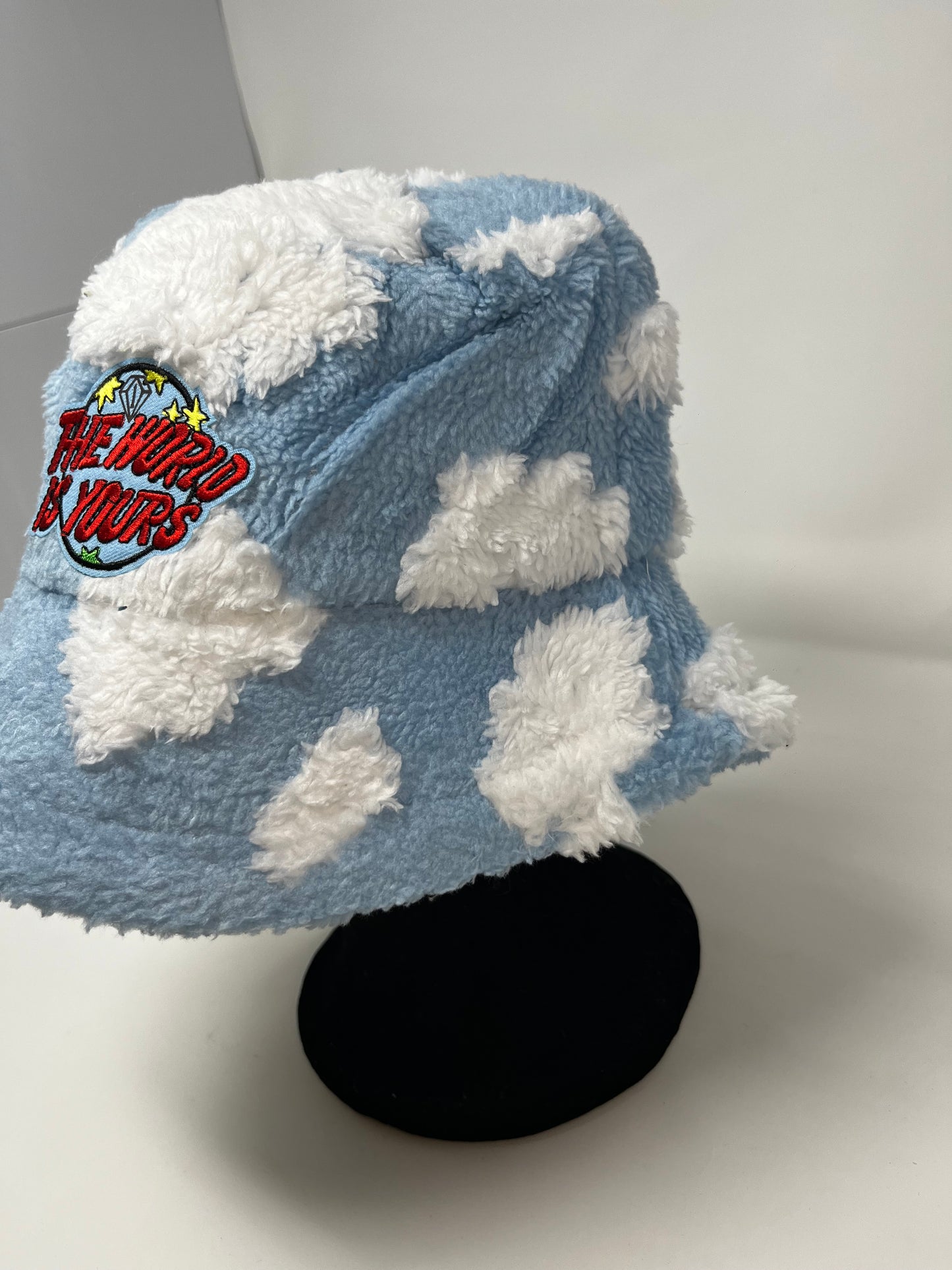 The world is yours cloud bucket