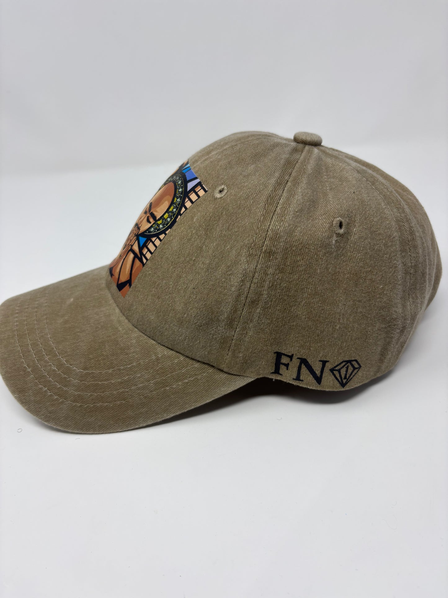 “All Eyes on me” dad Hat (Beige)